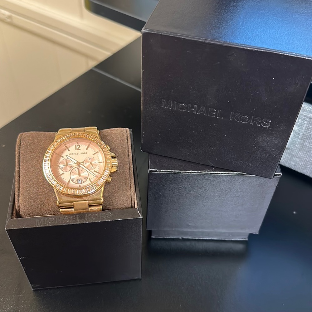 Michael Kors rose gold watch